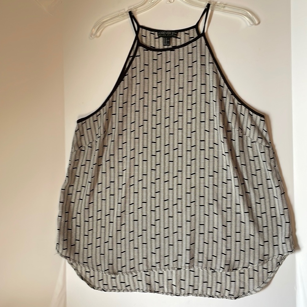Forever 21 Women's Plus Size  1X Tank Top Blouse